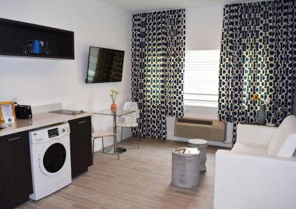 Oceanside and Suites - 31