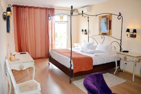 Hôtel Sainte Valérie - 79