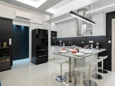 Rhodes SkyLine Suites - 160