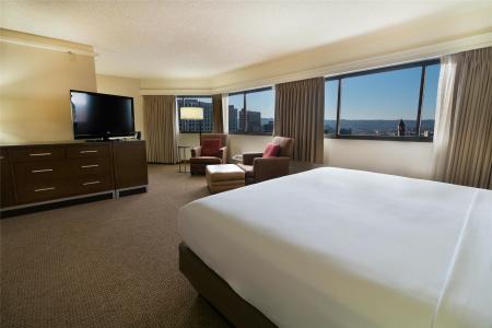 DoubleTree by Hilton City Center - 68