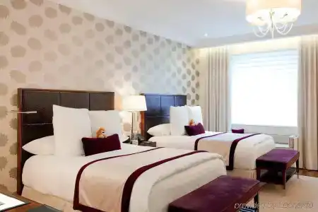 The Ritz-Carlton, - 6