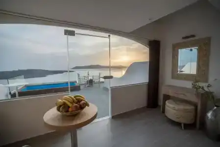 Kratiras View Luxury Suites - 37