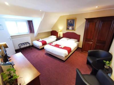 Cardiff - 60