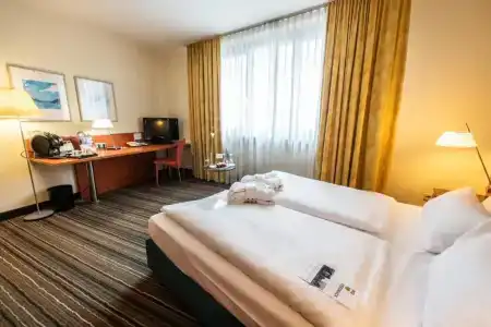 Mercure am Messeplatz - 68