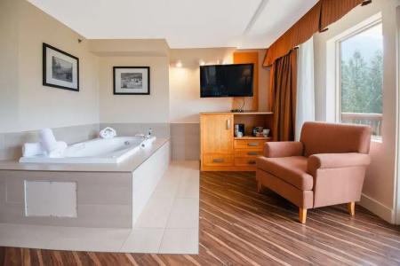 Coast Hillcrest - 75