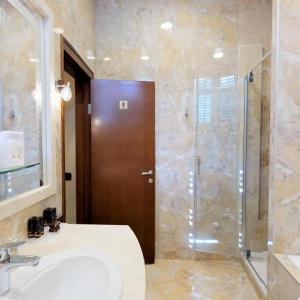 Historic Boutique Cattaro - 36