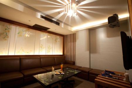 Ploy Palace - 11