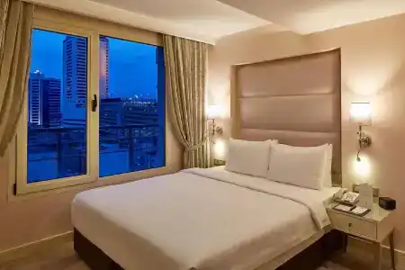 DoubleTree by Hilton Izmir - Alsancak - 28