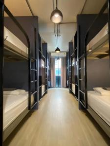 Monomer Hostel Bangkok - 10