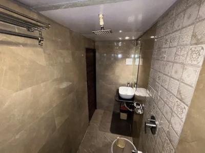 Lucky Bandra - 23