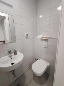 Subtub Hostel Makarska - 24