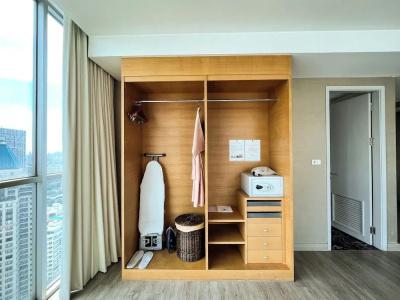 Urbana Sathorn, Bangkok - 108