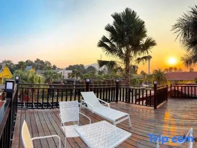 Apinya Resort Bangsaray - 118