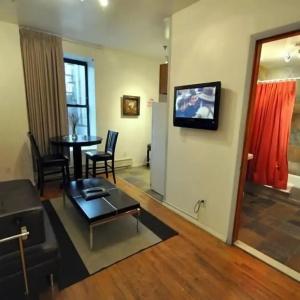 Off Soho Suites - 32