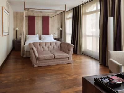 NH Collection Palacio de Burgos - 5