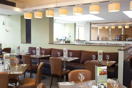 Premier Inn Hampstead - 46