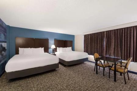 Best Western Winners Circle - 141
