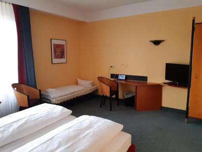 Good Morning + Leipzig - 38