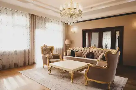 Royal Residence - 181