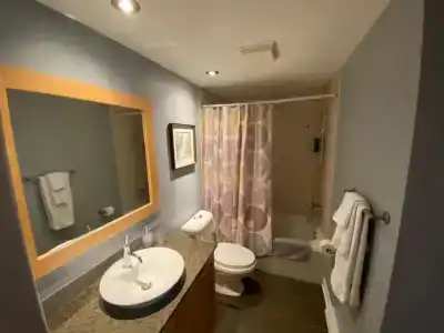 ApartHotelMontreal by Les Terrasses Saint Urbain 2225I2 - 48