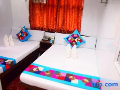 Traveller's Hostel - 44