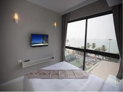 Serenotel Pattaya - 63