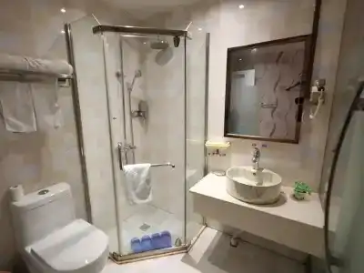 GreenTree Alliance Shanghai Minhang District Hongqiao Hub Huanghua Road - 25