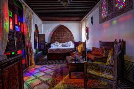 Riad Salam - 53