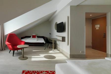 Ramada by Wyndham Dresden - 29