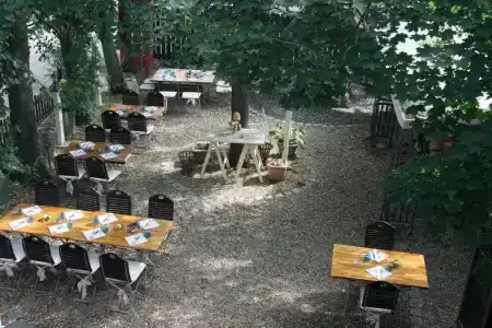 Landgasthof Höfener Garten - 10