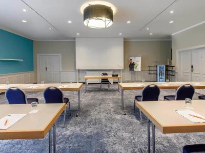 Ibis Styles Regensburg - 16