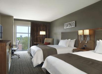 The Broadway - a DoubleTree by Hilton - 3