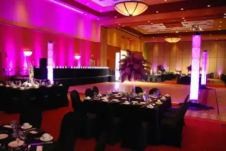 Embassy Suites East and Riverfront Conference Center - 19