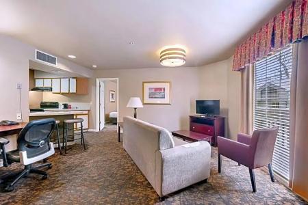 Quality Suites Atlanta Buckhead Village North - 60