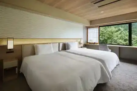 Hatsuhana - 52
