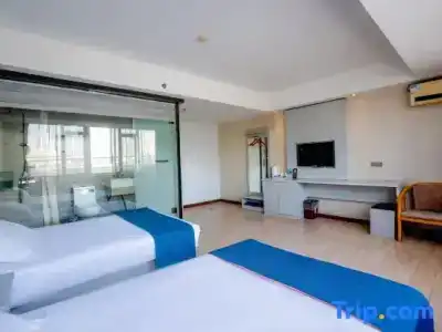 Juli - 105