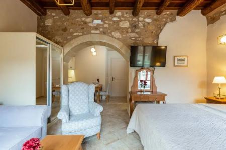 Phaedra Suites - 124