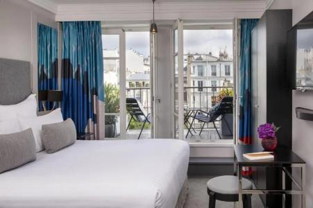 Les Matins de Paris & Spa - 83