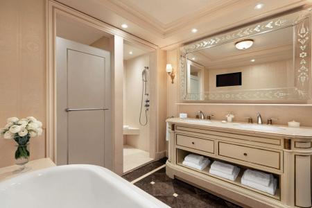 Shangri-La Paris - 10