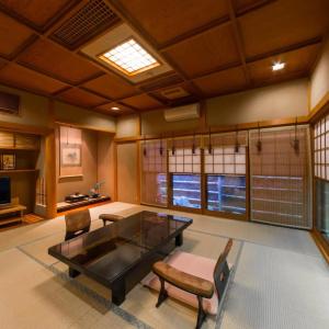 Toushinan Komeya - 10