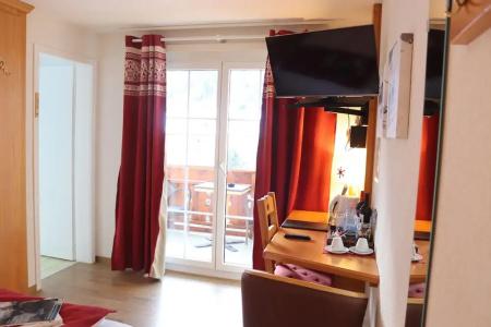 Grichting & Serviced - 118