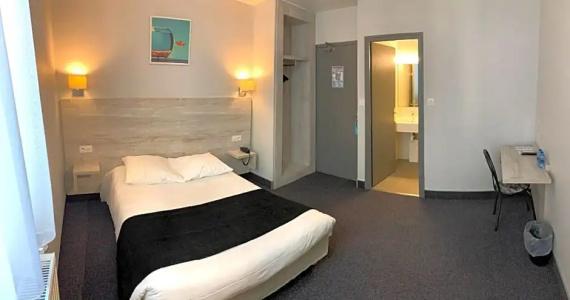 Brit Suisse et Bordeaux - Centre Gare - 109