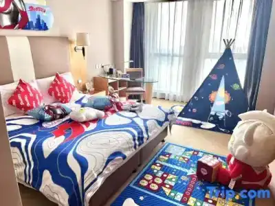 Regal Jinfeng - 32