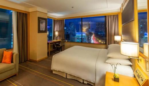 Renaissance Riverside Saigon - 79