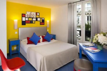 Hôtel Du Mont Dore Batignolles - 33