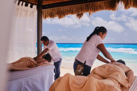 Nyx Cancun - 42