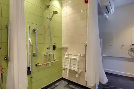 Premier Inn King's Cross - 59
