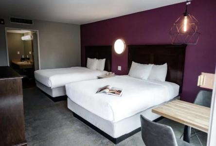 Vagabond Inn - 47