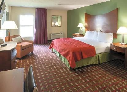 Select Inn - 44