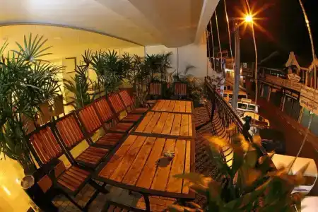 Cafe Aroma Inn - 20